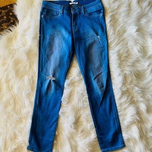 Levi’s 711 Skinny Jeans!